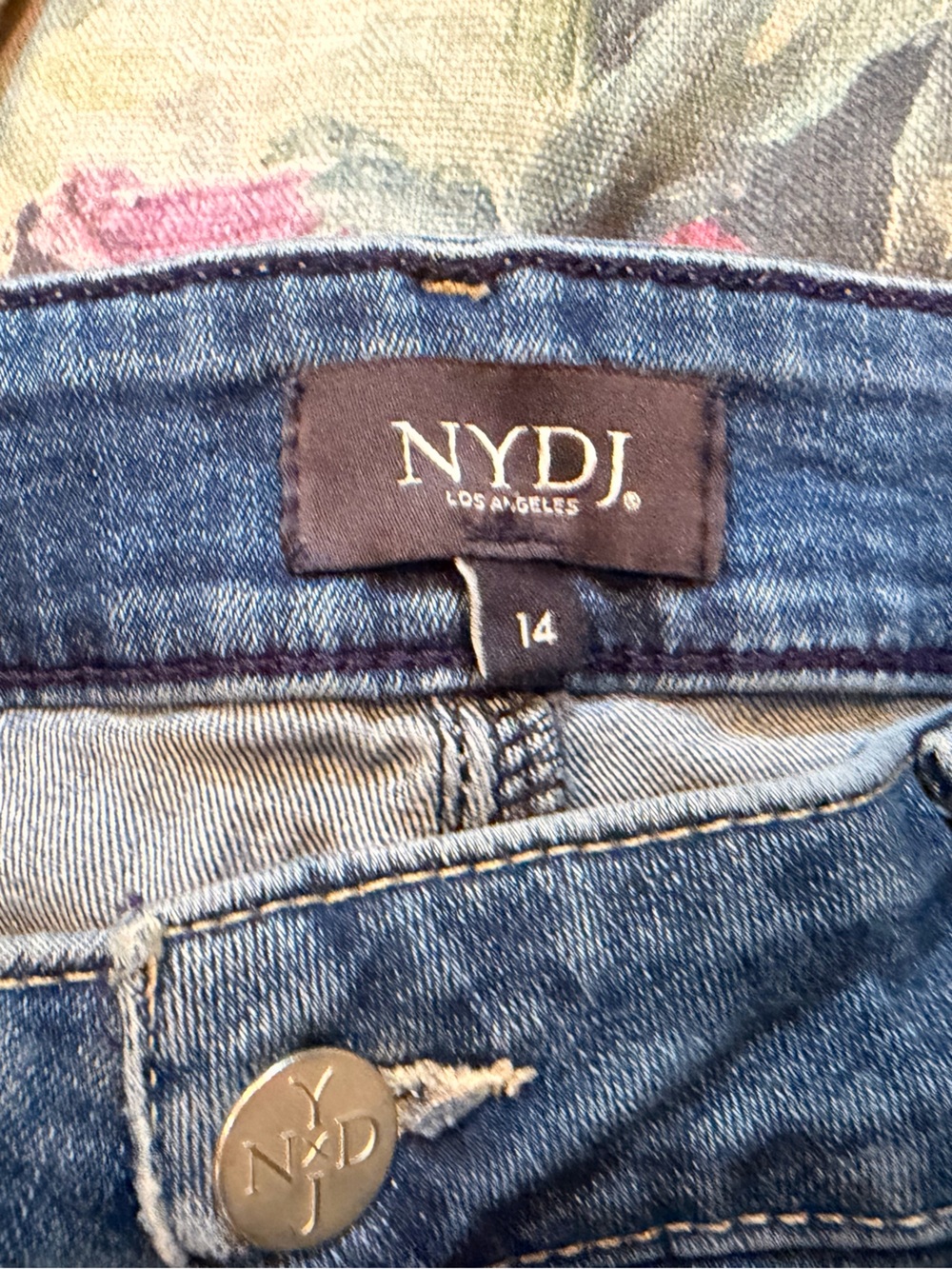 NYDJ High-Rise Jeans in Medium Blue Wash